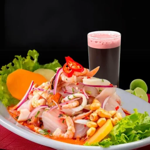 Fresh fish and shrimp marinated in lemon juice and sliced onions